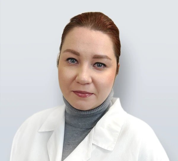 Головина (Багрецова) Дарья Михайловна, Врач-стоматолог-хирург